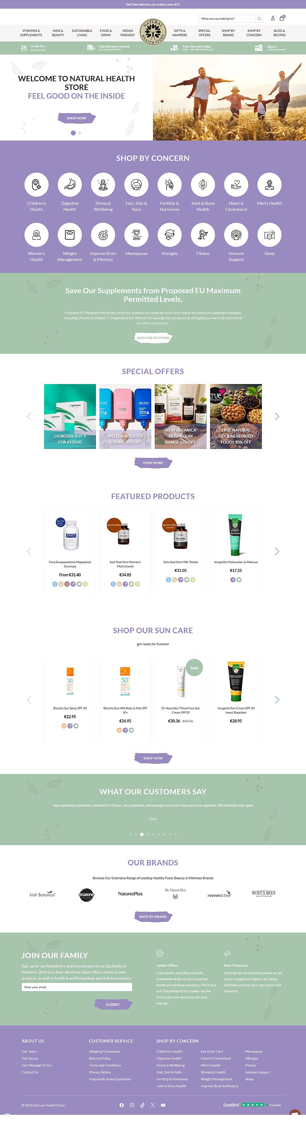 Natural Health Store homepage featuring product categories, special offers, featured products, sun care items, customer testimonials, and brand logos